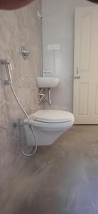 Bathroom Image of 700 Sq.ft 2 BHK Apartment / Flat for sale in Thane West Thane for Rs. 14900000