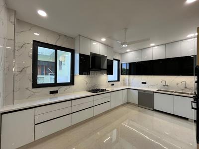 4 BHK Independent Builder Floor