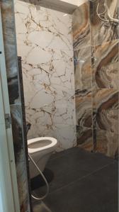 Bathroom Image of 500 Sq.ft 1 BHK Builder Floor for rent in Koramangala Bengaluru for Rs. 35000