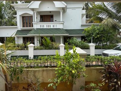 Image of 2300 Sq.ft 4 BHK Villa for sale in Cheranalloor, Kochi for Rs. 12500000