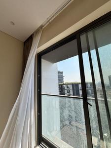 Balcony Image of 1700 Sq.ft 3 BHK Apartment / Flat for sale in Rustomjee Parishram, Bandra West Mumbai for Rs. 250000000
