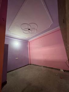 Kitchen Image of 1200 Sq.ft 4 BHK Apartment / Flat for rent in Karim Ganj Lucknow for Rs. 10000