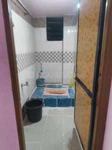 Bathroom Image of 900 Sq.ft 1 RK Independent House for rent in Trimurti Nagar Parbhani for Rs. 5000
