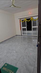 Hall Image of 1000 Sq.ft 2 BHK Apartment / Flat for rent in Nishant Colony Sangli for Rs. 17000