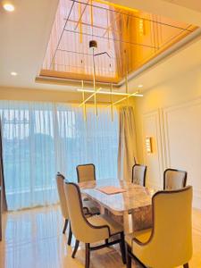 Hall Image of 3400 Sq.ft 4 BHK Apartment / Flat for rent in Alkapuri Vadodara for Rs. 325000