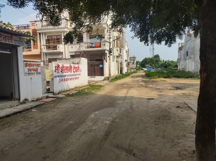 Chinhat Main Image 1