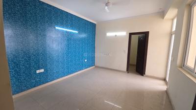 Bedroom Image of 4199 Sq.ft 5 BHK Duplex for sale in Amrapali Platinum, Sector 119 Noida for Rs. 32000000