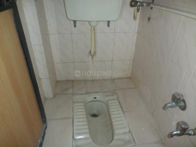 Bathroom Image of 800 Sq.ft 2 BHK Apartment / Flat for sale in Borivali East Mumbai for Rs. 15000000