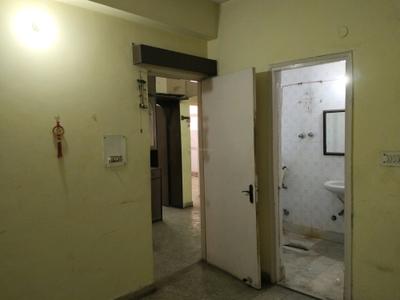 Bedroom Image of 1270 Sq.ft 3 BHK Apartment / Flat for sale in Brotherhood Apartments, Vikaspuri New Delhi for Rs. 25000000