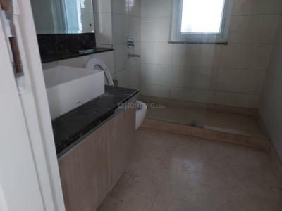 Bathroom Image of 2792 Sq.ft 4 BHK Apartment / Flat for sale in DLF The Ultima, Sector 81 Gurgaon for Rs. 49000000