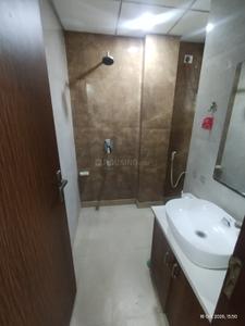 Bathroom Image of 400 Sq.ft 1 RK Apartment / Flat for rent in Sector 122 Noida for Rs. 20500