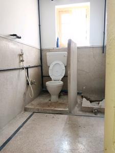 Common Bathroom Image of 1200 Sq.ft 2 BHK Builder Floor for sale in Kalighat Kolkata for Rs. 9000000