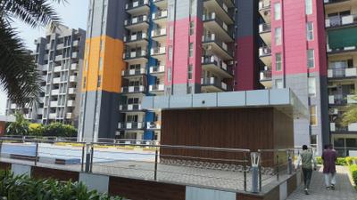 Building Image of 1300 Sq.ft 2 BHK Apartment / Flat for sale in Dwarkadhish The Cubix, Sector 23 Dharuhera for Rs. 5500000
