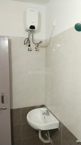 Image of 700 Sq.ft 2 BHK Apartment / Flat for rent in Kotra Sultanabad, Bhopal for Rs. 18000