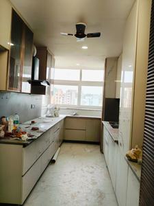 Kitchen Image of 1800 Sq.ft 3 BHK Apartment / Flat for rent in Varun Apartments, Sector 62 Noida for Rs. 40000