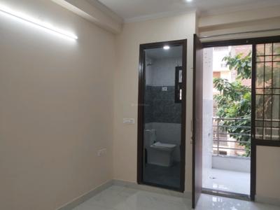 Bedroom Image of 850 Sq.ft 2 BHK Builder Floor for rent in Mayur Vihar Phase 1 New Delhi for Rs. 27000