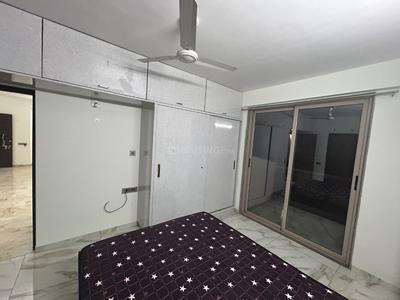 Bedroom Image of 1260 Sq.ft 2 BHK Apartment / Flat for rent in Swagat Queens Land, Sargasan Gandhinagar for Rs. 25000