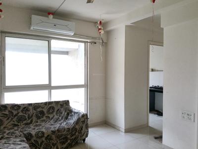 Living Room Image of 650 Sq.ft 1.5 BHK Apartment / Flat for rent in Godrej Emerald, Kasarvadavali Thane for Rs. 27332