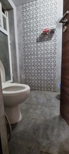 Bathroom Image of 989 Sq.ft 2 BHK Apartment / Flat for rent in Casagrand Athens, Mogappair East Chennai for Rs. 30000