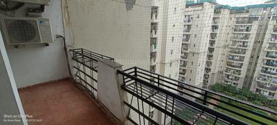 Balcony Image of 2565 Sq.ft 3 BHK Apartment / Flat for sale in Supertech Emerald Court, Sector 93A Noida for Rs. 35000000