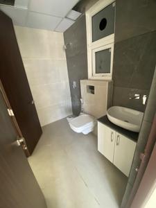 Hermitage Centralis Bathroom Two 4