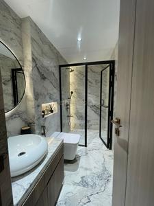 Bathroom Image of 2250 Sq.ft 4 BHK Apartment / Flat for sale in Gurukrupa Alaknanda, Juhu Mumbai for Rs. 150000000