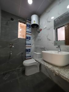 Bathroom Image of 5000 Sq.ft 9 BHK Independent House for sale in Vipul World, Sector 48 Gurgaon for Rs. 69500000