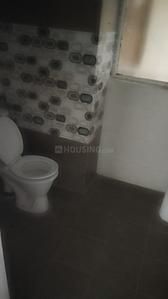Bathroom Image of 1350 Sq.ft 3 BHK Apartment / Flat for rent in Rise Organic Homes Phase 1, Mahurali Ghaziabad for Rs. 25000