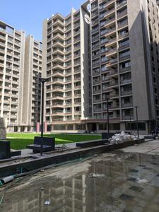 Image of 1750 Sq.ft 3 BHK Apartment / Flat for rent in Shilp Residency, Gota, Ahmedabad for Rs. 35000