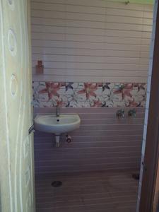 Bathroom Image of 600 Sq.ft 1 BHK Builder Floor for rent in Muthialpet Puducherry for Rs. 7000
