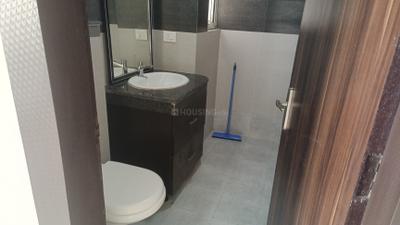 Image of 1900 Sq.ft 3 BHK Apartment / Flat for rent in Pareena Express Heights, Sector 99, Gurgaon for Rs. 38000