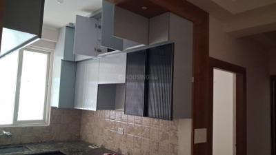 Kitchen Image of 945 Sq.ft 2.5 BHK Apartment / Flat for rent in NBCC Golf Homes, Noida Extension Greater Noida for Rs. 20000