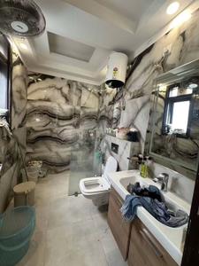Bathroom Image of 2300 Sq.ft 3 BHK Builder Floor for rent in Sector 43 Gurgaon for Rs. 85000