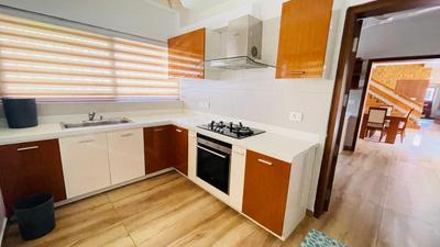 Kitchen Image of 3600 Sq.ft 5 BHK Villa for sale in Aluva Kochi for Rs. 29000000