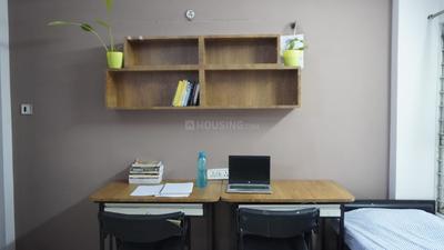 Bedroom Image of Oasis Girls Hostel in Rajendra Nagar, Indore