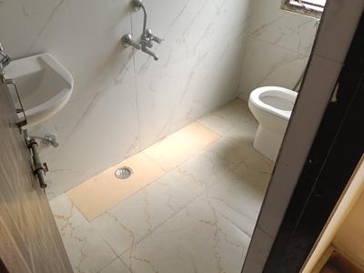 Bathroom Image of 270 Sq.ft 1 RK Apartment / Flat for rent in Emaar Emerald Floors Premier, Sector 65 Gurgaon for Rs. 14000