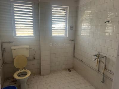 Bathroom Image of 1600 Sq.ft 3 BHK Apartment / Flat for sale in Camp Pune for Rs. 15000000