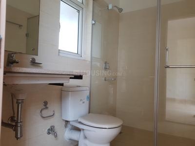 Bathroom Image of 2100 Sq.ft 3 BHK Apartment / Flat for sale in DLF New Town Heights, New Town Kolkata for Rs. 16500000