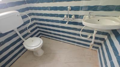 Bathroom Image of 360 Sq.ft 1 RK Apartment / Flat for sale in Keshtopur Kolkata for Rs. 1200000