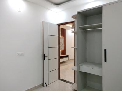 Bedroom Image of 1000 Sq.ft 3 BHK Builder Floor for sale in Raju Parak Extension New Delhi for Rs. 9200000