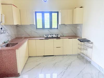 Kitchen Image of 1800 Sq.ft 2 BHK Builder Floor for rent in Nehrugram Dehradun for Rs. 22000