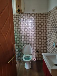 Bathroom Image of 2400 Sq.ft 4 BHK Villa for sale in Ansal API Group Housing 6, Sushant Golf City Lucknow for Rs. 35000000