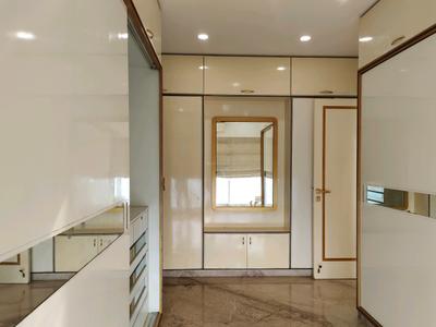 Bedroom Image of 2250 Sq.ft 4 BHK Apartment / Flat for sale in Runwal Elegante, Andheri West Mumbai for Rs. 115000008