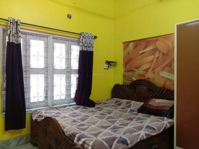 Bedroom Image of 1200 Sq.ft 4 BHK Independent House for rent in Gupta House, South Dum Dum Kolkata for Rs. 100000