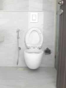 Bathroom Image of 1475 Sq.ft 3 BHK Apartment / Flat for sale in Raheja Exotica Sorento, Madh Mumbai for Rs. 35000000