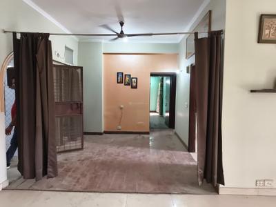 Living Room Image of 1650 Sq.ft 3 BHK Apartment / Flat for sale in Indirapuram Ghaziabad for Rs. 17500000