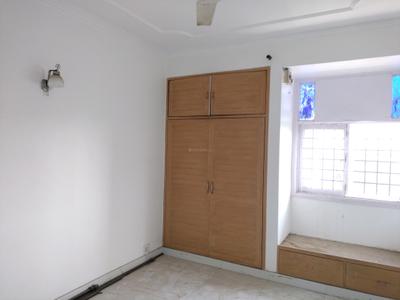 Bedroom Image of 1998 Sq.ft 4 BHK Apartment / Flat for sale in Meera Bai Apartments, Sector 5 Dwarka New Delhi for Rs. 28500000