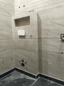 Common Bathroom Image of 450 Sq.ft 2 BHK Builder Floor for sale in Shastri Nagar New Delhi for Rs. 4800000