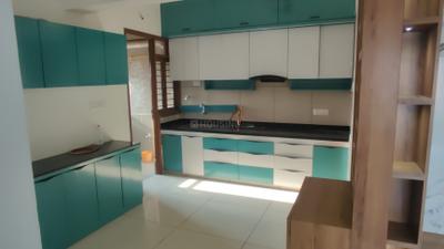 Kitchen Image of 1300 Sq.ft 2 BHK Apartment / Flat for rent in Parmeshwar Trident, Chandkheda Ahmedabad for Rs. 28000