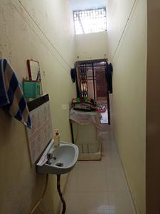 Bathroom Image of 1000 Sq.ft 2 BHK Independent House for rent in Bajaj Nagar Gondia for Rs. 13000